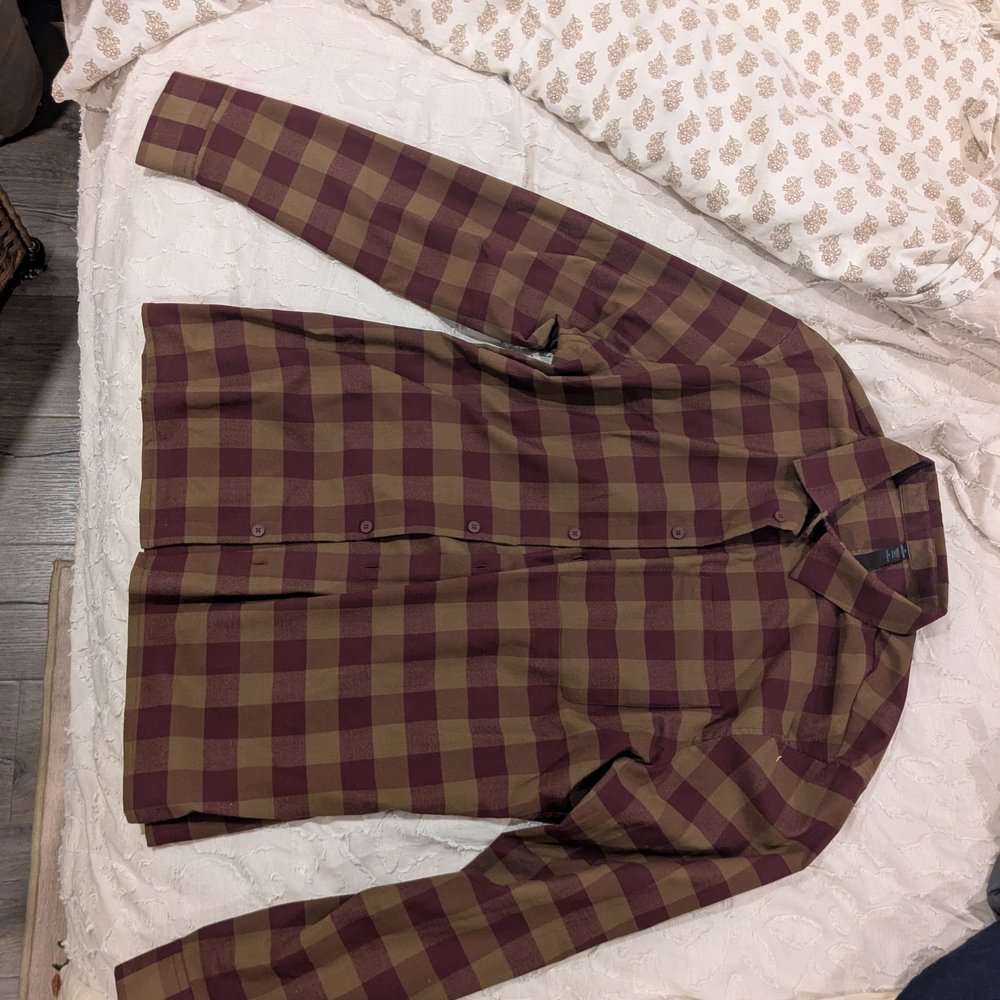 Men's Lululemon Plaid Button-Up Shirt